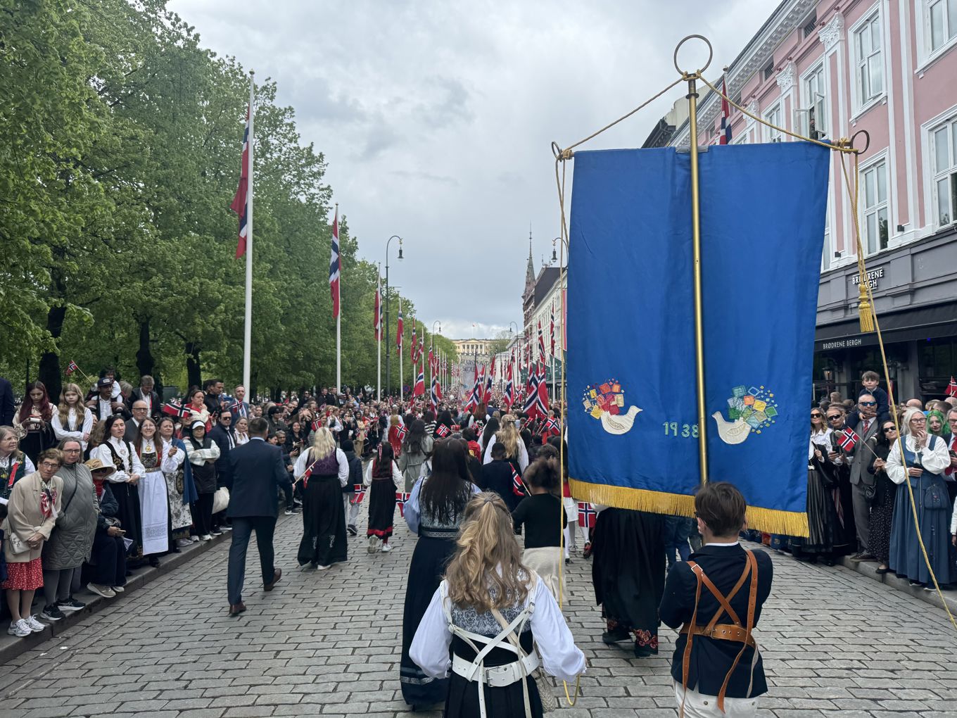 Smestad skole erobrer Karl Johan! Smestad skole erobrer Karl Johan!