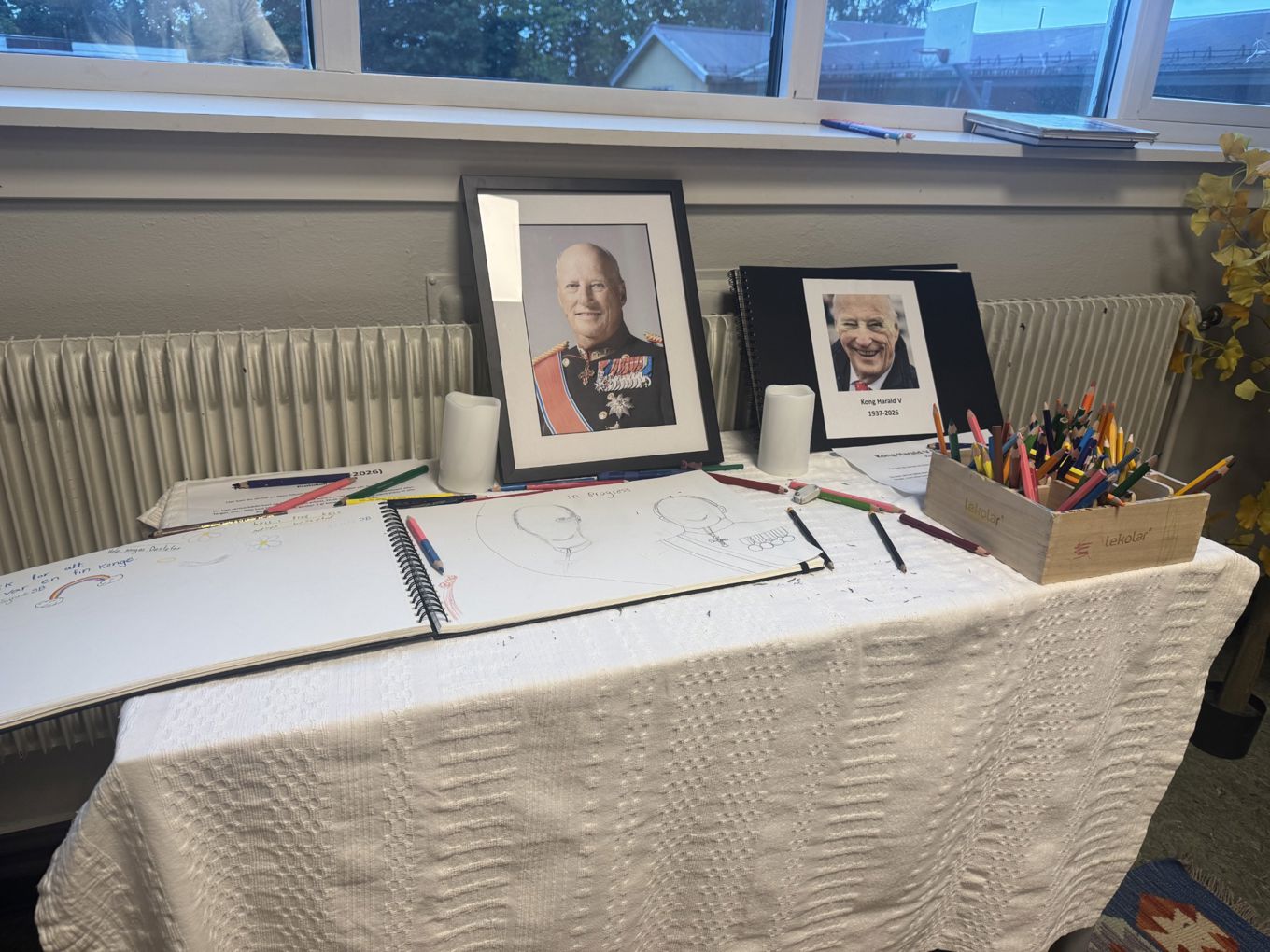 Kong Harald Vs protokoll på Smestad skole